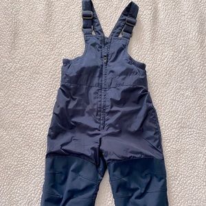 Land’s End snow pants for boys or girls in navy blue